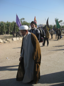 سوگواره دوم-عکس 4-محمد کشاورز-پیاده روی اربعین از نجف تا کربلا