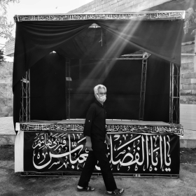 دهمین سوگواره عاشورایی عکس هیأت-علی کریمی-مجالس احیای امراهل‌البیت علیهم‌السلام تک عکس-موبایلی