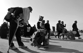 سوگواره پنجم-عکس 6-مصطفی عبیداوی-پیاده روی اربعین از نجف تا کربلا