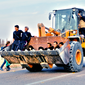 سوگواره چهارم-عکس 193-علی ناصری-پیاده روی اربعین از نجف تا کربلا
