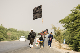 سوگواره پنجم-عکس 11-احسان جزینی-پیاده روی اربعین از نجف تا کربلا