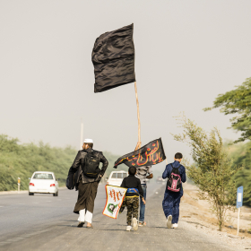 سوگواره پنجم-عکس 11-احسان جزینی-پیاده روی اربعین از نجف تا کربلا