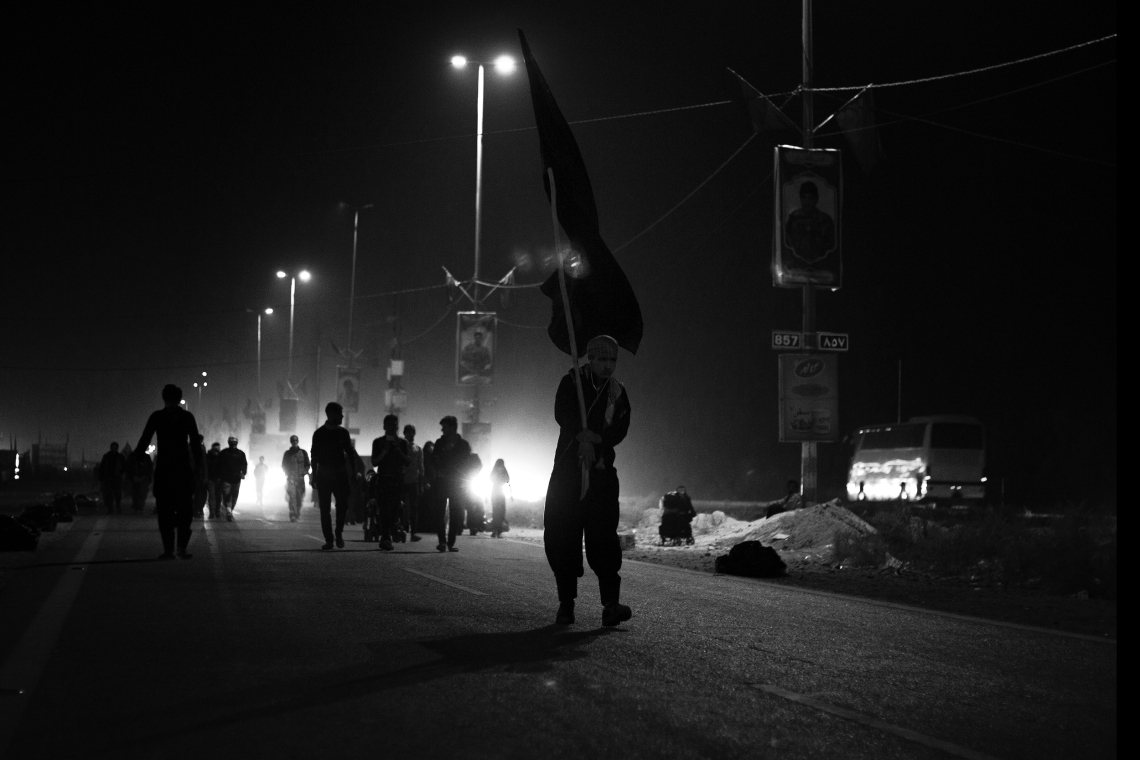 سوگواره پنجم-عکس 17-یحیی محمد علیی-پیاده روی اربعین از نجف تا کربلا