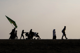 سوگواره چهارم-عکس 10-علی تیموری-پیاده روی اربعین از نجف تا کربلا