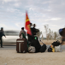 سوگواره چهارم-عکس 29-علی  حسن زاده-پیاده روی اربعین از نجف تا کربلا