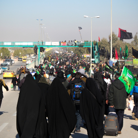 سوگواره دوم-عکس 4-محمد امین خلیفه شوشتری-پیاده روی اربعین از نجف تا کربلا