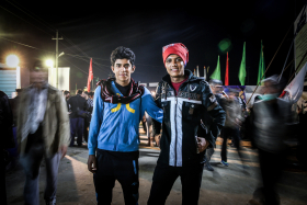 سوگواره پنجم-عکس 37-سید محمود حسینی-پیاده روی اربعین از نجف تا کربلا