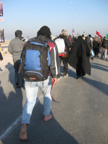 سوگواره دوم-عکس 66-محمد کشاورز-پیاده روی اربعین از نجف تا کربلا