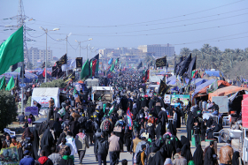 سوگواره دوم-عکس 4-محمد تقی نوروزی-پیاده روی اربعین از نجف تا کربلا