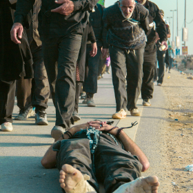 سوگواره سوم-عکس 67-علی ناصری-پیاده روی اربعین از نجف تا کربلا