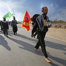 سوگواره پنجم-عکس 7-حسین حاجیلری-پیاده روی اربعین از نجف تا کربلا