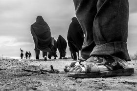سوگواره پنجم-عکس 39-جواد پرست-پیاده روی اربعین از نجف تا کربلا